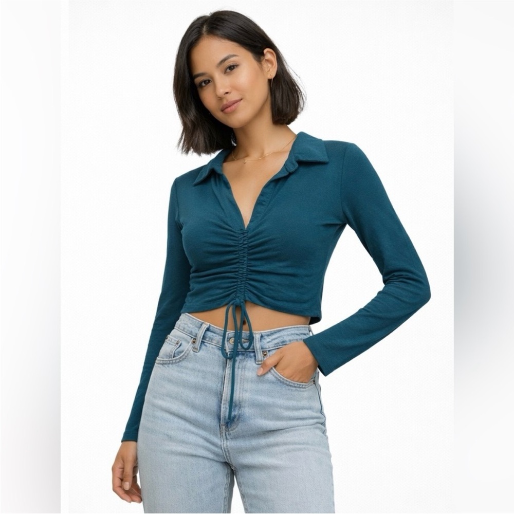 NWT ZARA Cropped Top